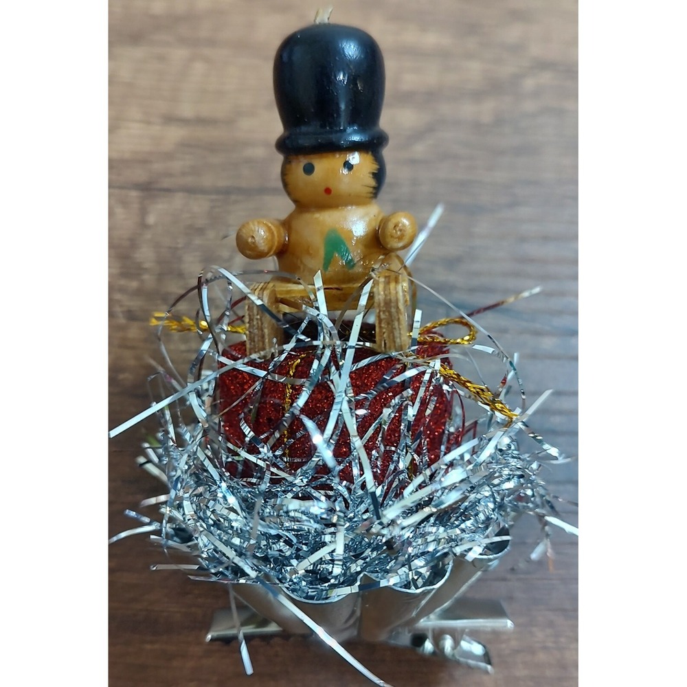 Vtg Style Clip On Christmas Ornament Handmade Tart Tin Red Present Tinsle